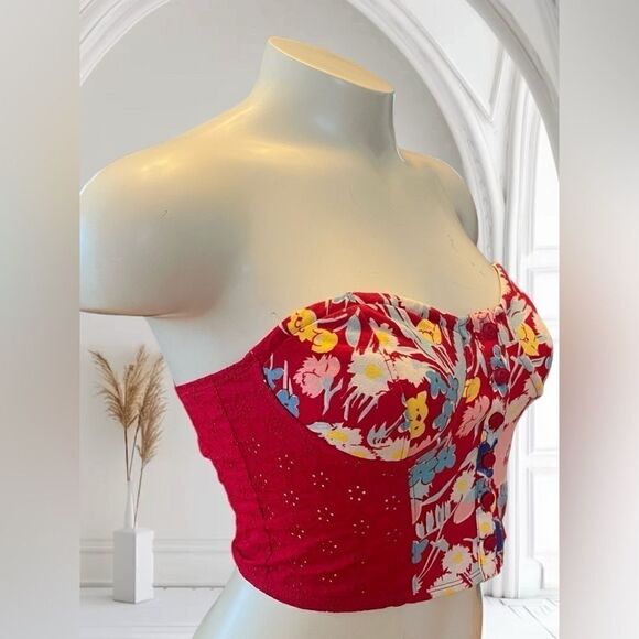 Kimchi Blue Strapless Floral & Eyelet Bustier Top - Picture 2 of 5